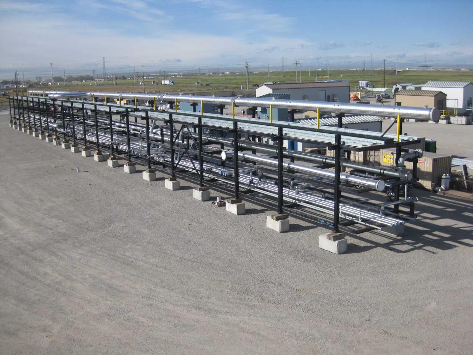 Main pipe racks midstream gas plant